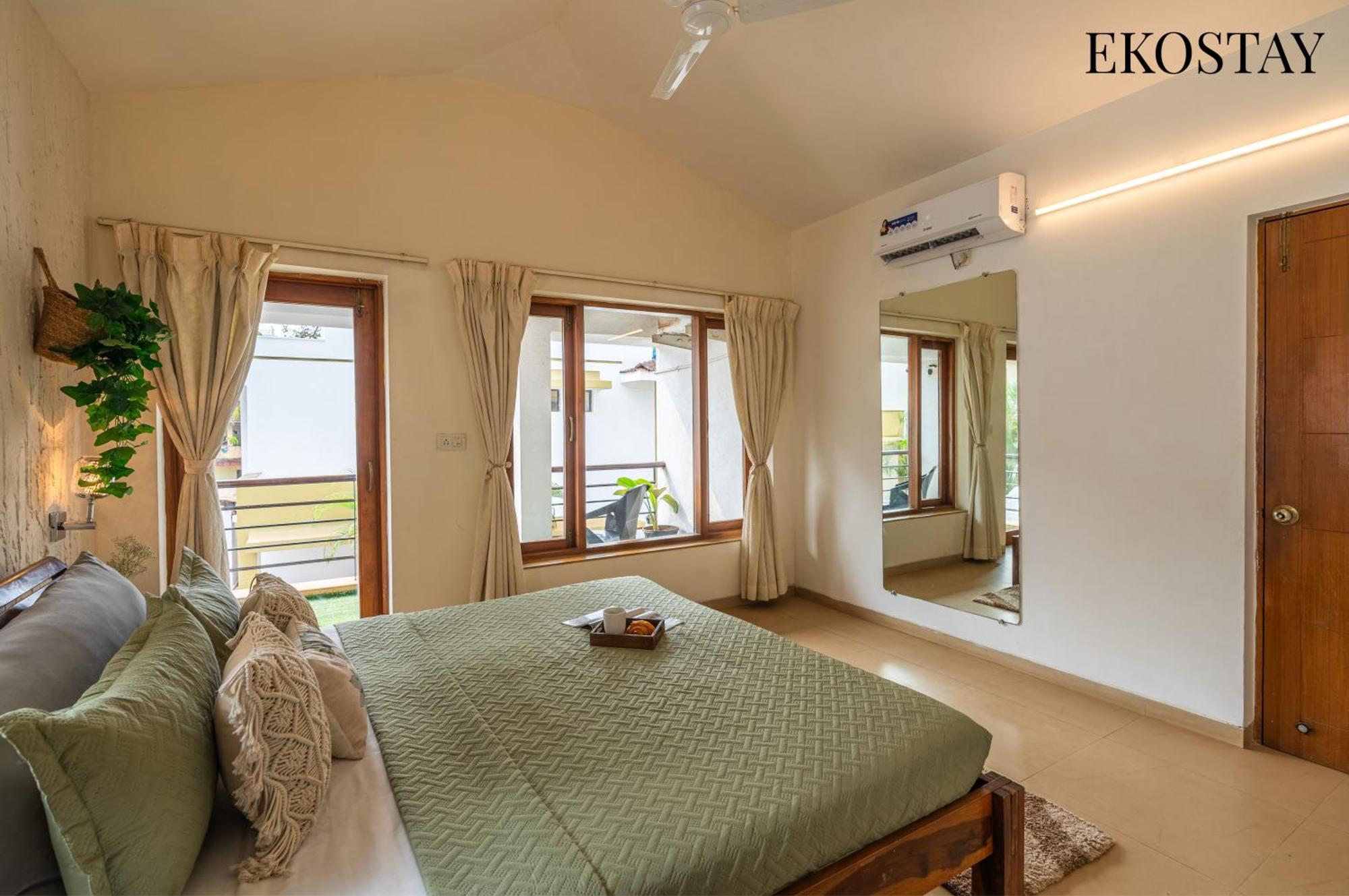 Eko Stay - Solace Villa I Charming Villa Close To Candolim Beach Ngoại thất bức ảnh